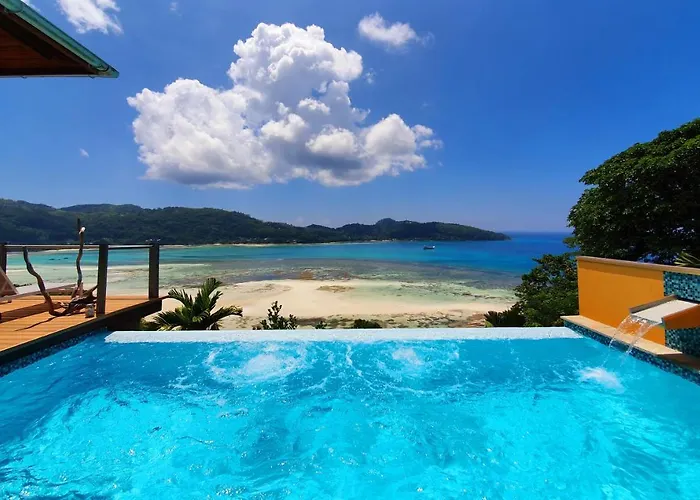 Kiki Seychelles Couette-café Anse a La Mouche