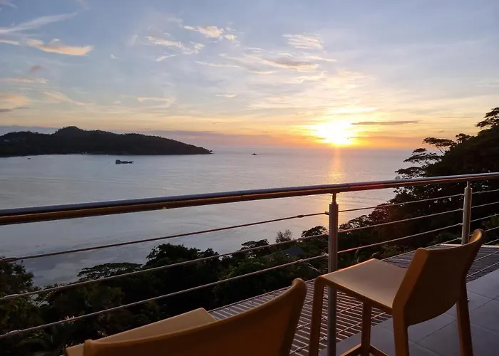 Kiki Seychelles Couette-café 4*