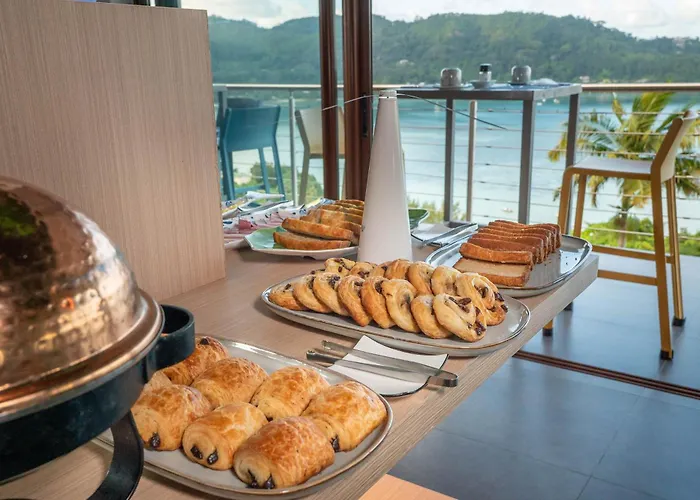 Kiki Seychelles Couette-café 4*