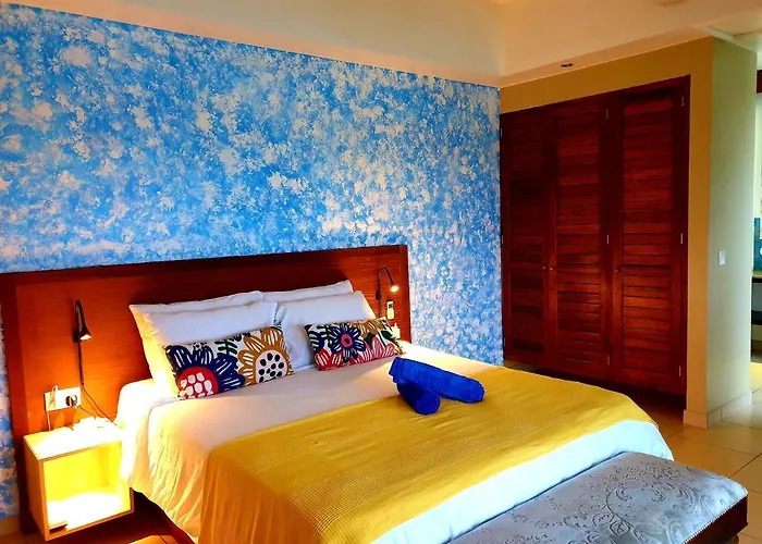 Kiki Seychelles Couette-café 4*